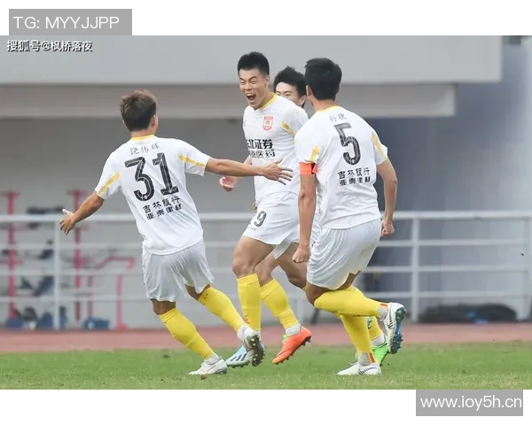 英雄联盟意识排行榜揭晓FPX强势登顶第二名引发热议